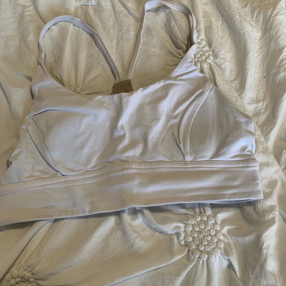 Lululemon sportbras - Picture 1 of 1